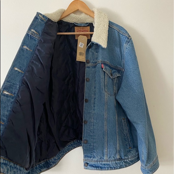 Levi’s Denim Trucker Fleeced collar Denim Jacket - Picture 5 of 8